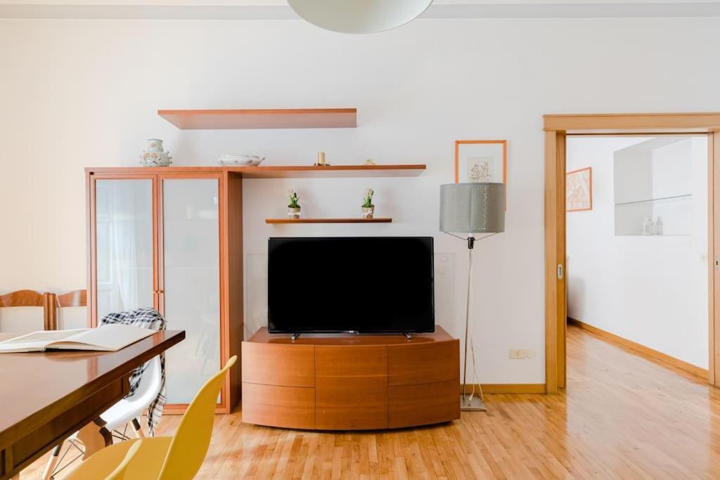 Elegant Apartment Via Veneto By Varental Rome Bagian luar foto