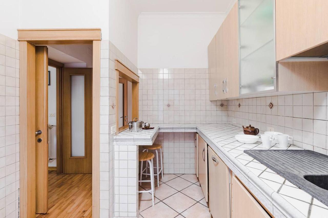 Elegant Apartment Via Veneto By Varental Rome Bagian luar foto